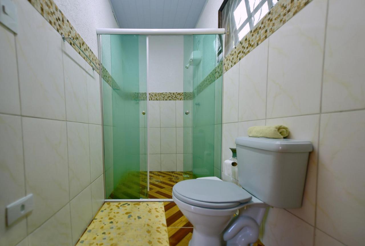 Casa A Beira Do Rio Jaguareguava Na Mata Atlantica Em Bertioga Sp Villa Exteriör bild
